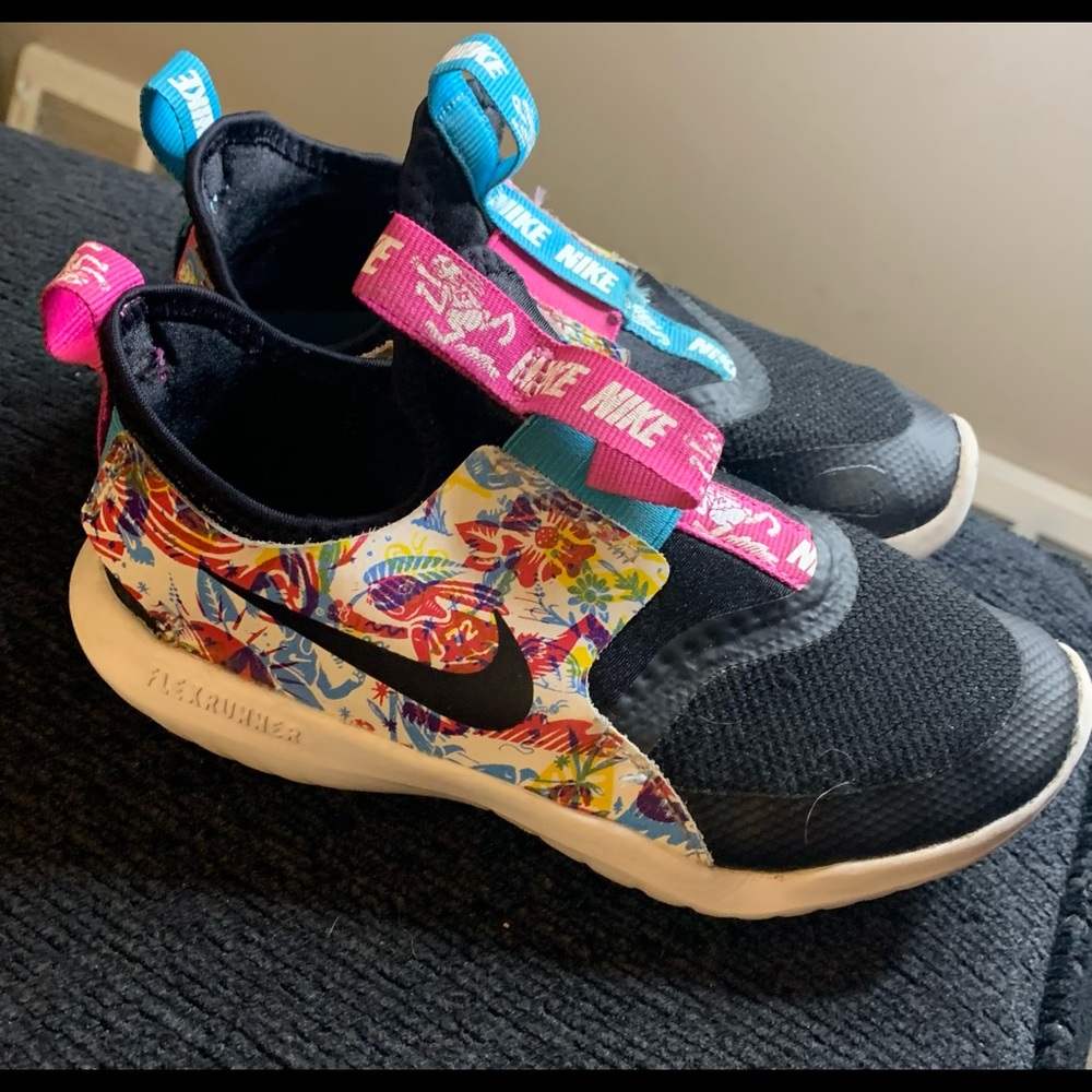 Nike kids shoes